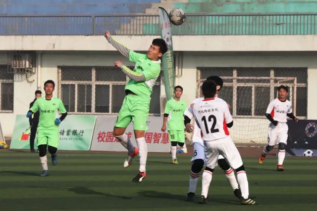 太阳报：利马可能离队，曼联考虑激活续约条款后出售